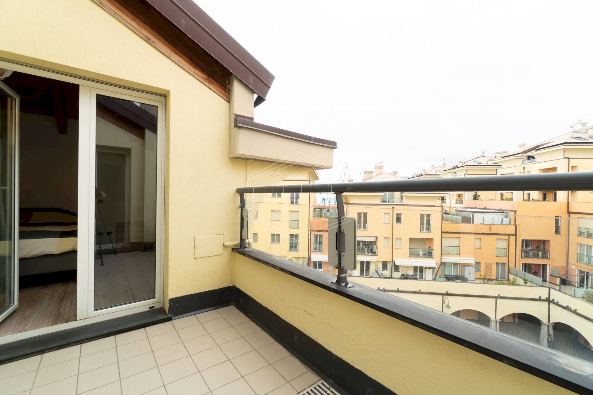 Two-room apartment Via Luigi Cibrario, Genova (neighborhood Sestri Ponente) - photo 2
