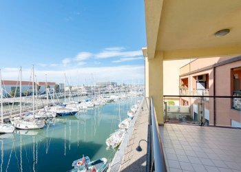 Trilocale Via Luigi Cibrario, Genova (zona Sestri Ponente) - foto 3