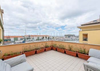 Appartamento Via Luigi Cibrario, Genova (zona Sestri Ponente) - foto 2