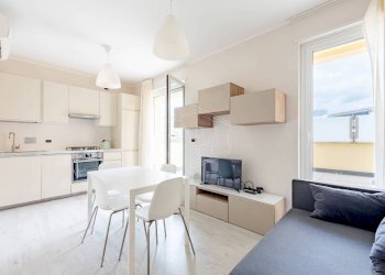 Bilocale Via Luigi Cibrario, Genova (zona Sestri Ponente) - foto 2