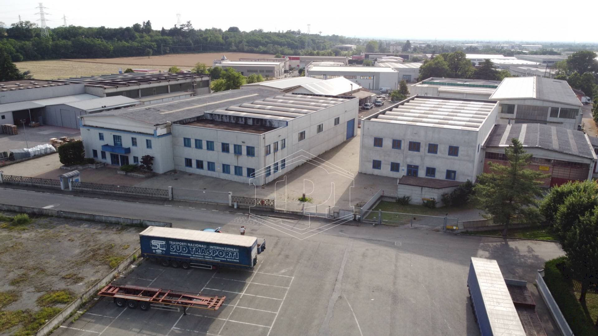 Capannone Strada del Turchino, Novi Ligure - foto 2