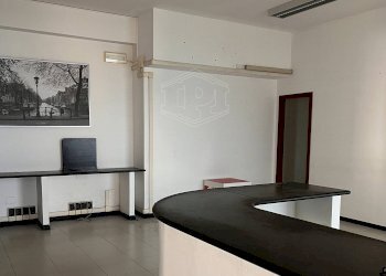 Negozio Piazza Camillo Golgi, Arenzano - foto 6