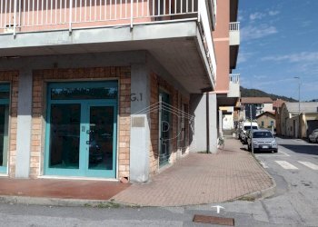 Negozio Via Carlo Navone, Busalla - foto 4