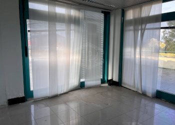 Locale Commerciale Piazza la Scafa 9, Lavagna - foto 10