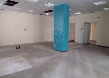 Locale Commerciale Vico del Pozzo, Rapallo - foto 4