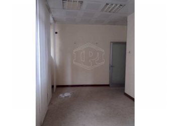 Locale Commerciale Vico del Pozzo, Rapallo - foto 6