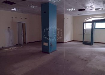 Locale Commerciale Vico del Pozzo, Rapallo - foto 8