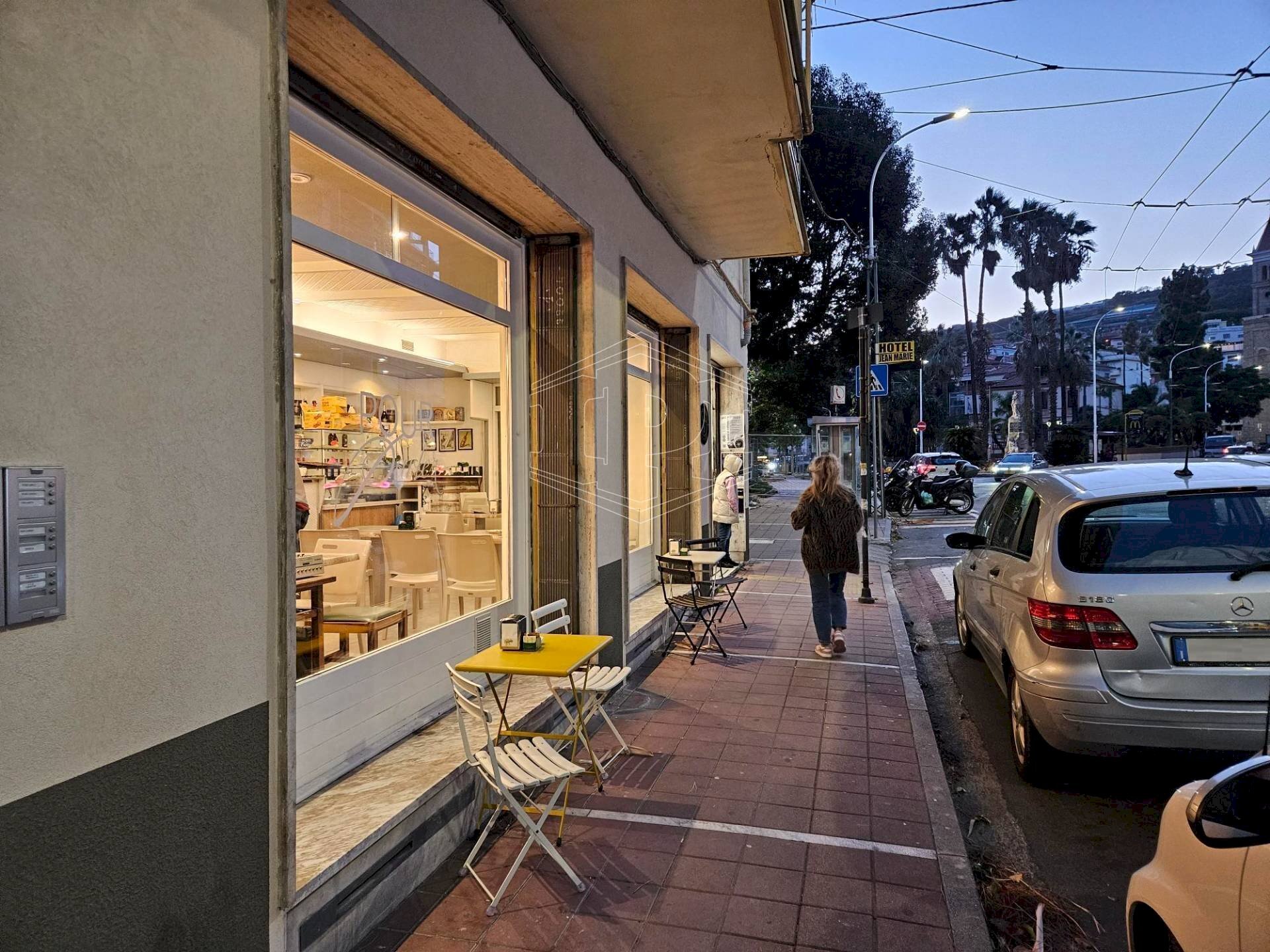 Locale Commerciale Via Boselli, Taggia - foto 1