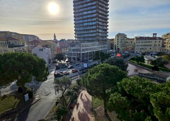 Ufficio Piazza Unità Nazionale, Imperia - foto 18