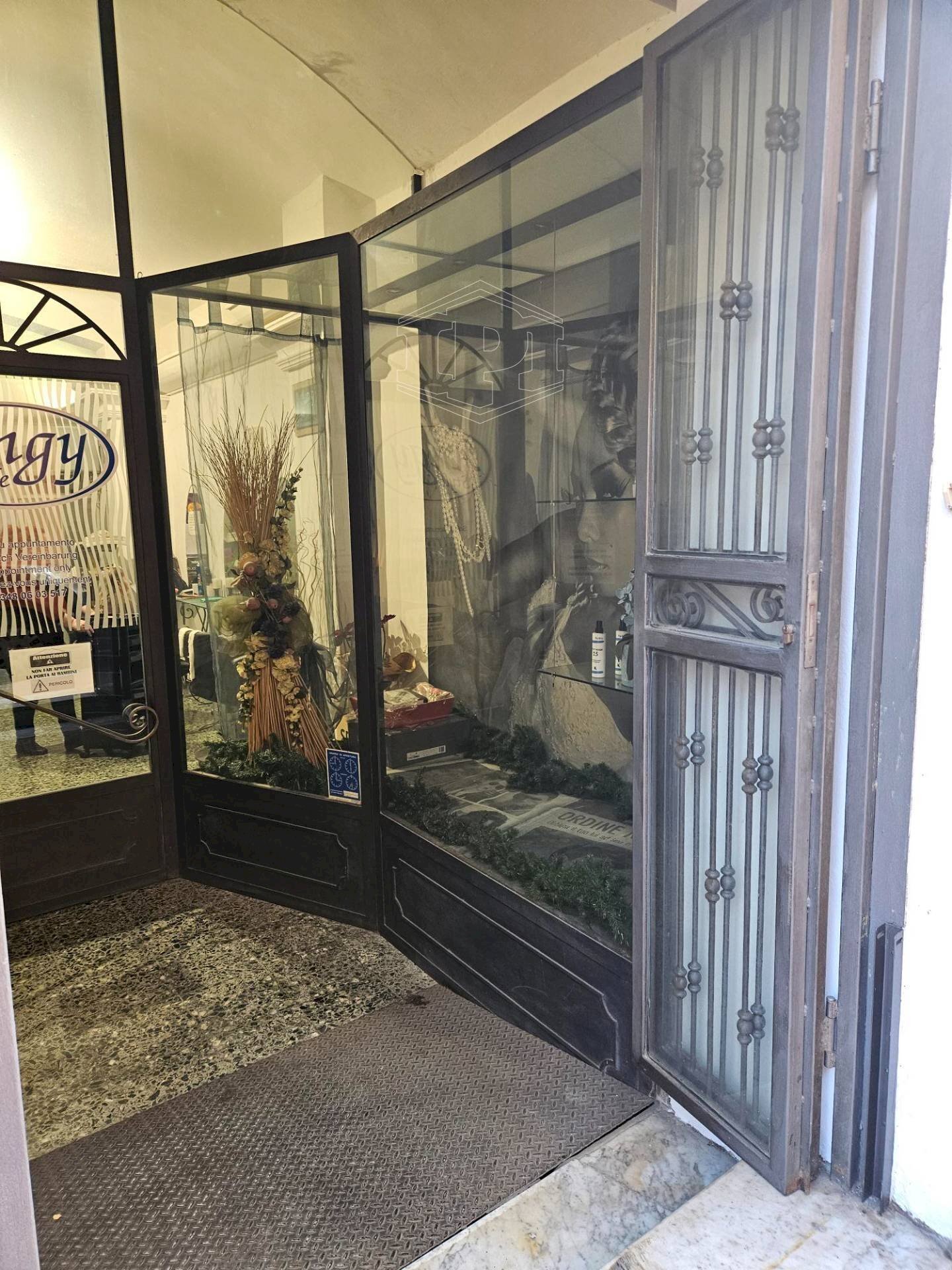 Locale Commerciale Via San Maurizio, Imperia - foto 3