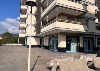 Locale Commerciale Piazza la Scafa 9, Lavagna - foto 3