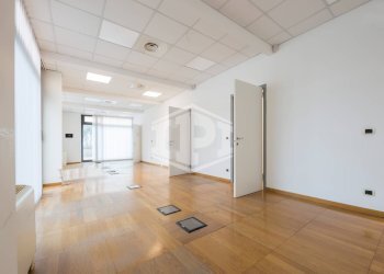 Office Via Luigi Cibrario, Genova (neighborhood Sestri Ponente) - photo 13