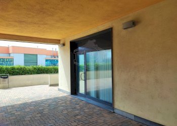 Office Via Luigi Cibrario, Genova (neighborhood Sestri Ponente) - photo 19