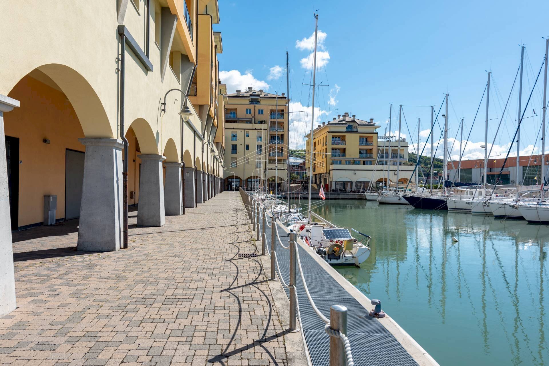 Ufficio Via Luigi Cibrario, Genova (zona Sestri Ponente) - foto 2