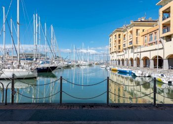 Ufficio Via Luigi Cibrario, Genova (zona Sestri Ponente) - foto 10