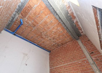 Locale Commerciale Via Luigi Cibrario, Genova (zona Sestri Ponente) - foto 12