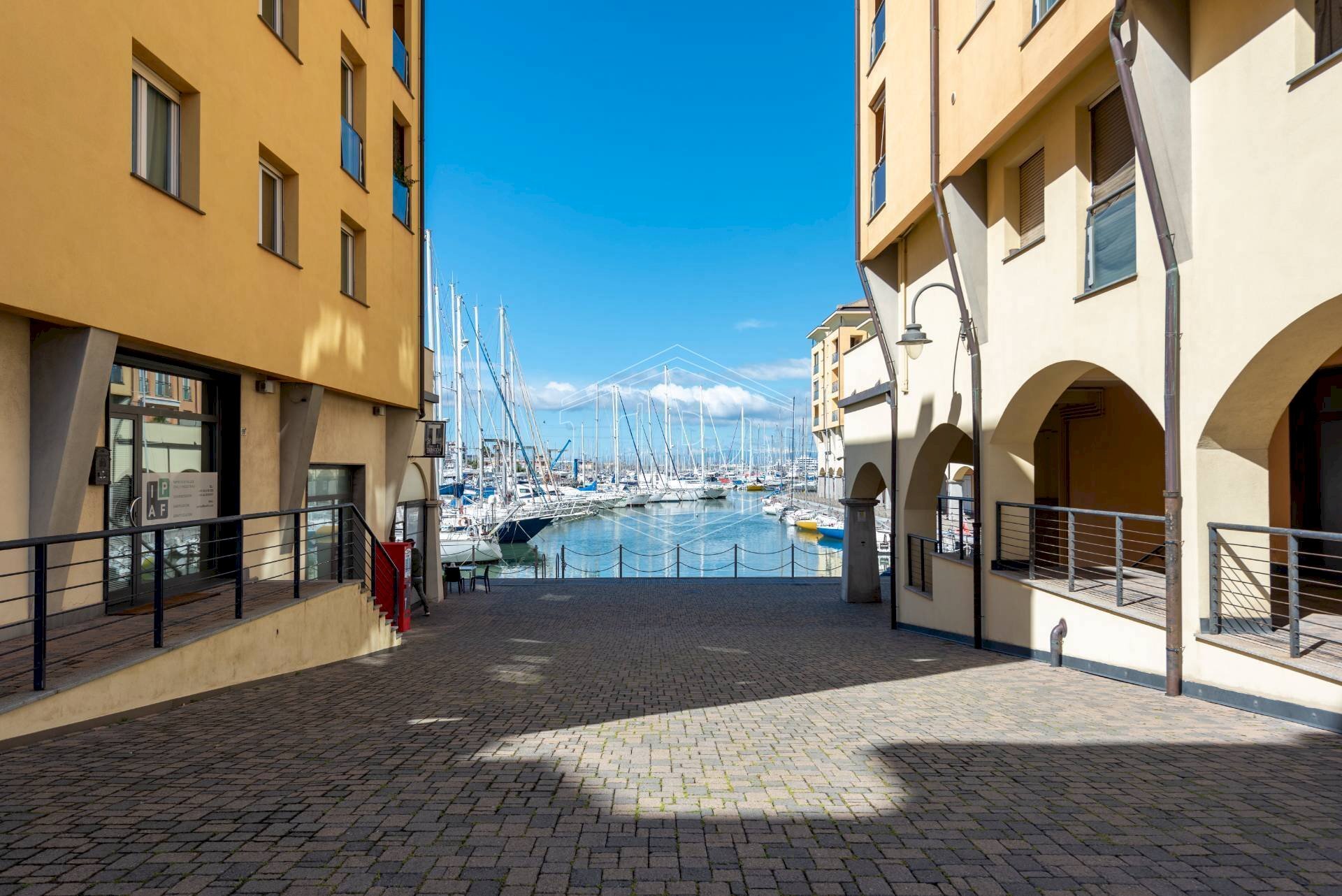 Ufficio Via Luigi Cibrario, Genova (zona Sestri Ponente) - foto 3