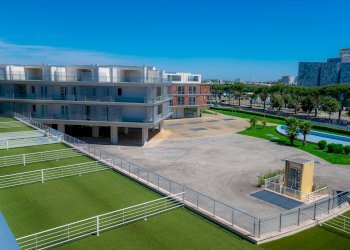 Locale Commerciale Piazza L. Tenco, Jesolo - foto 9