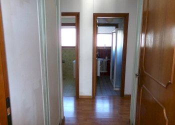 Corridoio - Quadrilocale via del Biancospino, Anzio - foto 16