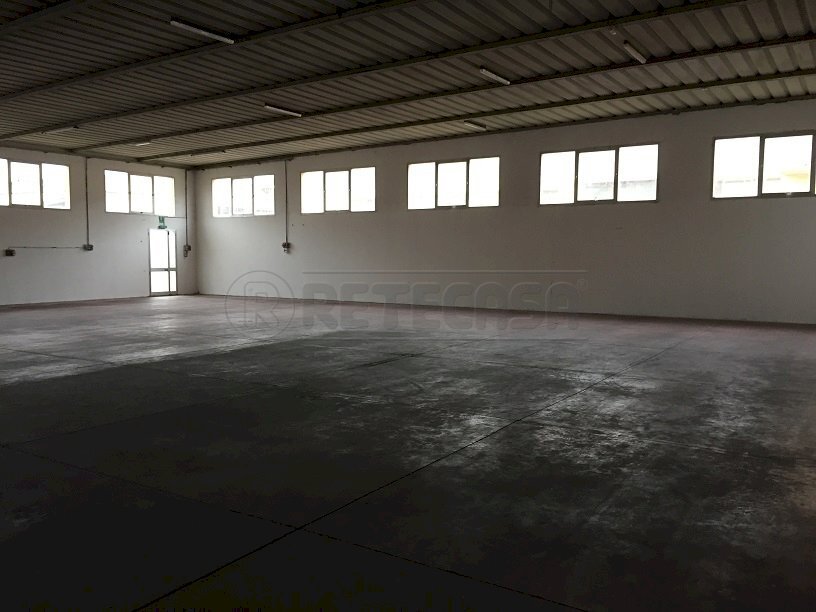 IMG_1669.JPG - Commercial Premises Via Guglielmo Marconi 2C, Santa Maria a Monte - photo 2