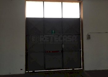 IMG_1668.JPG - Locale Commerciale Via Guglielmo Marconi 2C, Santa Maria a Monte - foto 4