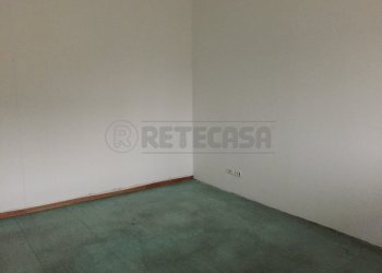 IMG_1664.JPG - Locale Commerciale Via Guglielmo Marconi 2C, Santa Maria a Monte - foto 9