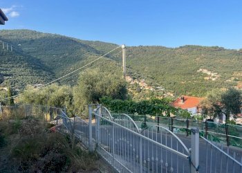 image00013.jpeg - Porzione di casa Diano Arentino - foto 15