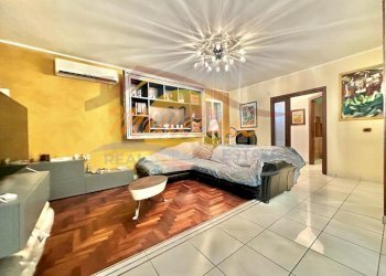 7a45f70d-0c13-42f1-a752-ca6de1149ea8.jpg - Casa indipendente Via Luigi Maria Monti, Siracusa - foto 5