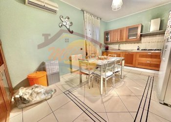 33a6cd27-aca3-4cdd-b984-8087cb8ce3b5.jpeg - Casa indipendente Via Luigi Maria Monti, Siracusa - foto 8