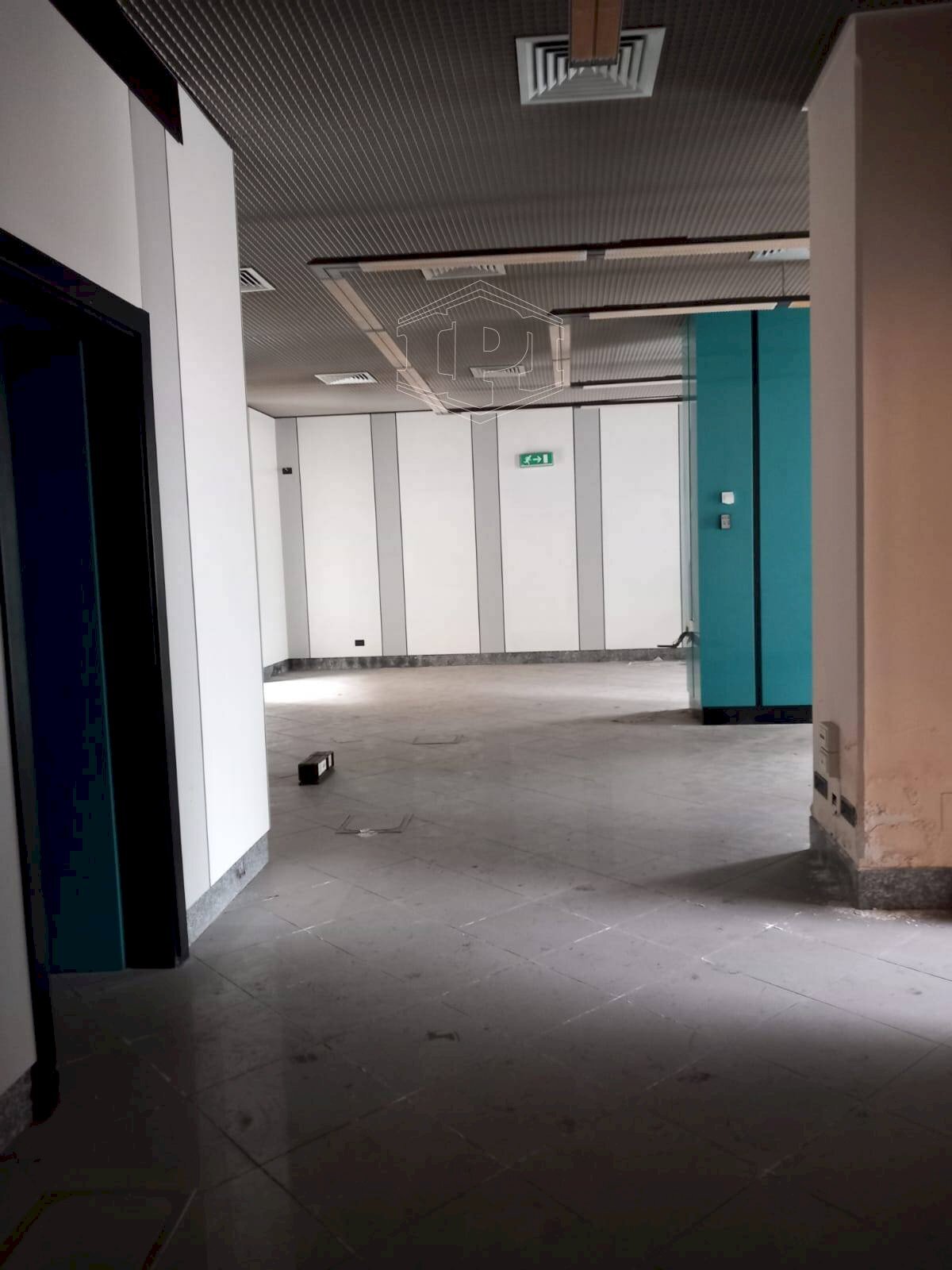 Locale Commerciale Via XX Settembre, Savona (zona Centro) - foto 2