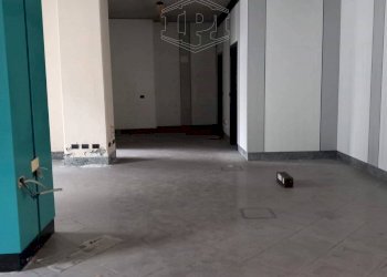 Locale Commerciale Via XX Settembre, Savona (zona Centro) - foto 7