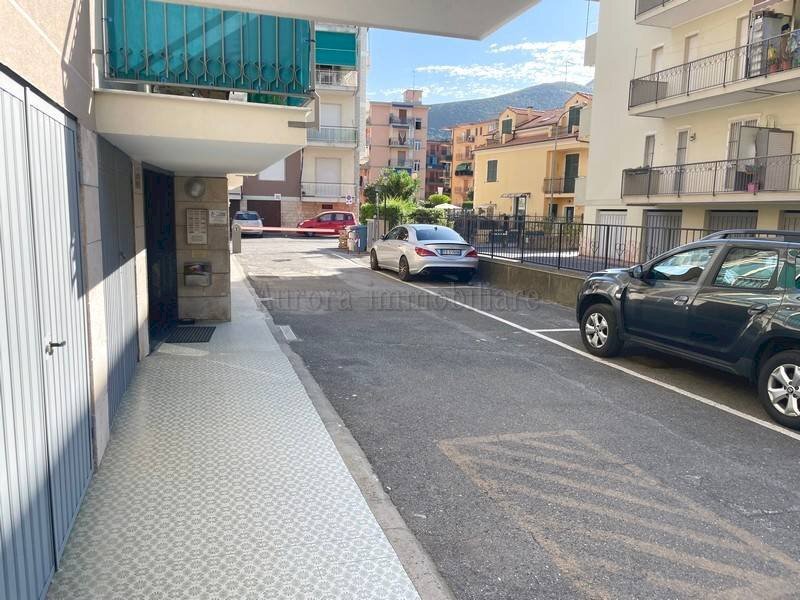 Two-room apartment Via Palermo, Borghetto Santo Spirito - photo 3