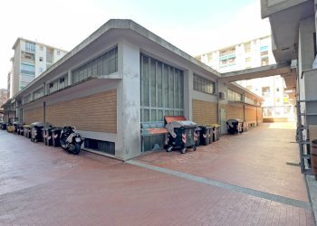 Locale Commerciale Via Tiziano Vecellio, Torino (zona San Salvario) - foto 1