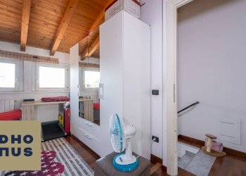 Two-room apartment Via IV Novembre, Seriate - photo 14