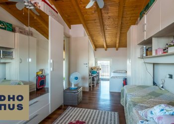 Two-room apartment Via IV Novembre, Seriate - photo 16