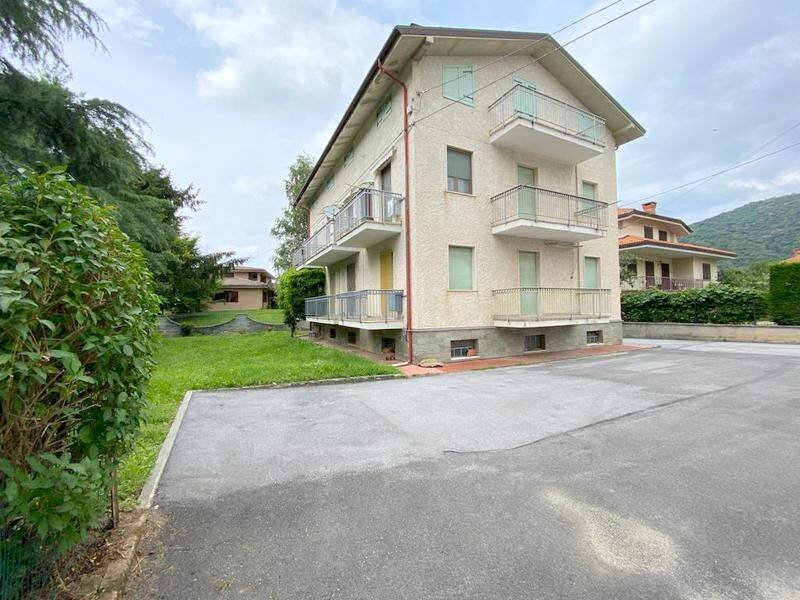 FACCIATA ESTERNA - Attico via Circonvallazione Mombrisone, 48, Chiusa di Pesio - foto 1