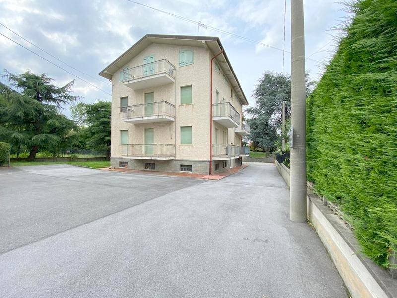 FACCIATA ESTERNA - Attico via Circonvallazione Mombrisone, 48, Chiusa di Pesio - foto 2