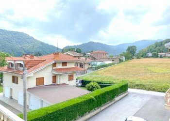 VISTA ESTERNA - Attico via Circonvallazione Mombrisone, 48, Chiusa di Pesio - foto 4