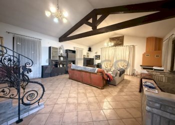 IMG_6169.jpeg - Rustico Via nazionale  915/25 RO, Bosaro - foto 2