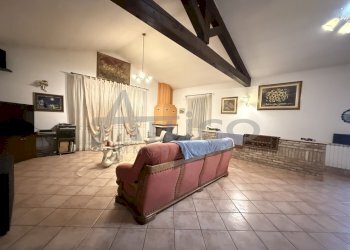 IMG_6170.jpeg - Rustico Via nazionale  915/25 RO, Bosaro - foto 3