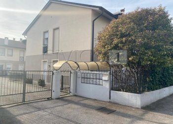 Foto (6).jpeg - Posto Auto Via Callesella 8, Montecchio Maggiore - foto 4