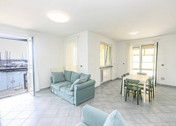 Trilocale Via Luigi Cibrario, Genova (zona Sestri Ponente) - foto 8