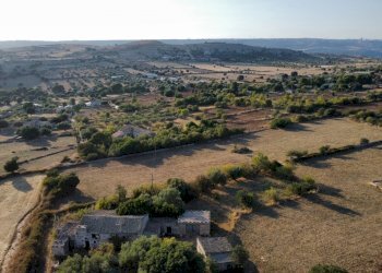 dji_fly_20240719_185512_745_1721408131561_photo_op - Rustico C.DA SCARDACUCCO, Modica - foto 28