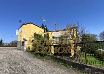 IMG_1483.jpg - Show room Castelletto Sopra Ticino - foto 6