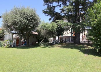 vendesi villa con giardino privato lucca IMG_2877. - Villa Via Gaetano Luporini 91, Lucca - foto 5