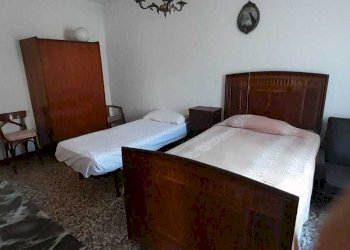 camera da letto - Porzione di casa Via Guglielmo Marconi, Ziano Piacentino - foto 23