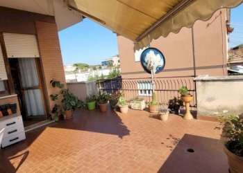 Balcone - Monolocale via del Biancospino, 2, Anzio - foto 1