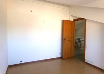 Camera da letto - Attico via del Biancospino, Anzio - foto 11