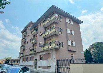 Facciata - Quadrilocale Cuneo (zona Donatello) - foto 1