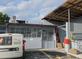 Facciata - Magazzino via Giovanni Finazzi, Bergamo - foto 13